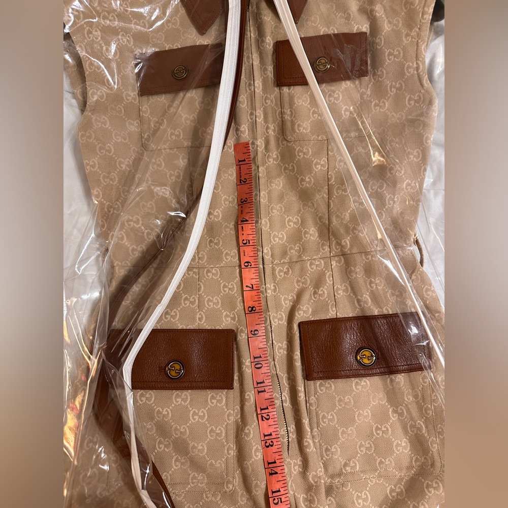 NWT Gucci 100 Romper GG print Size 38. Music is Mine Gucci Seats Reclined. - Picture 9 of 11